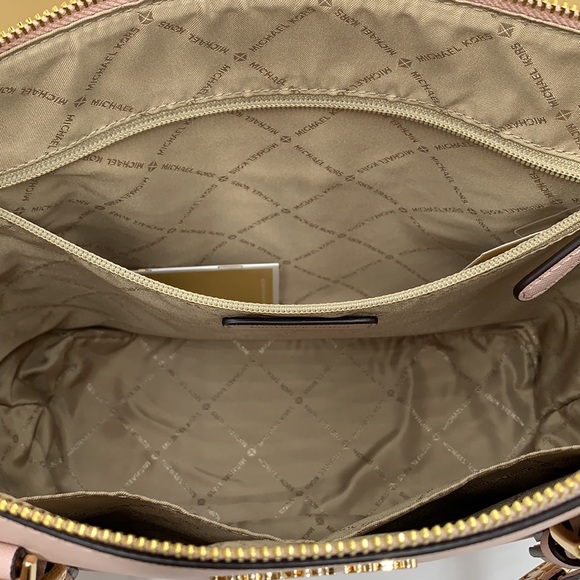 MICHAEL KORS CHARLOTTE LARGE TOP ZIP POWDER BLUSH - Picture 11 of 16